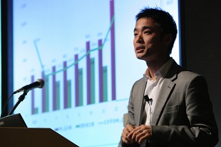 岩瀬大輔氏 ライフネット生命保険株式会社 代表取締役副社長
