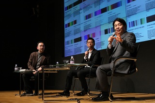 安藤礼二(左)、佐藤可士和氏(中央)、竹中平蔵(右)