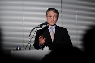 川口淳一郎氏