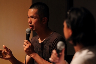 四角大輔氏(左)本田直之氏(右)