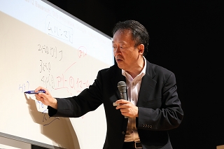 池上彰(ジャーナリスト/中東調査会会員/東京工業大学教授)