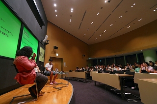 写真左:古田秘馬(プロジェクトデザイナー/株式会社umari代表取締役)写真右:中村健太(株式会社シゴトヒト代表取締役)