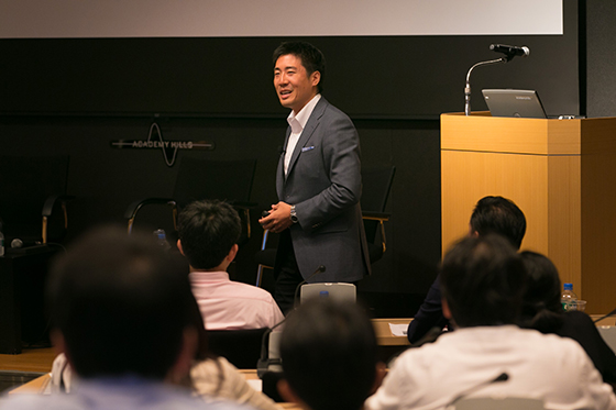 塩崎彰久（パートナー弁護士 長島・大野・常松法律事務所）