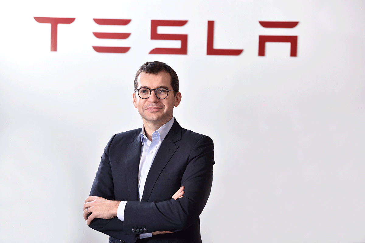 自動車メーカーの常識を覆すテスラ」 アカデミーヒルズ